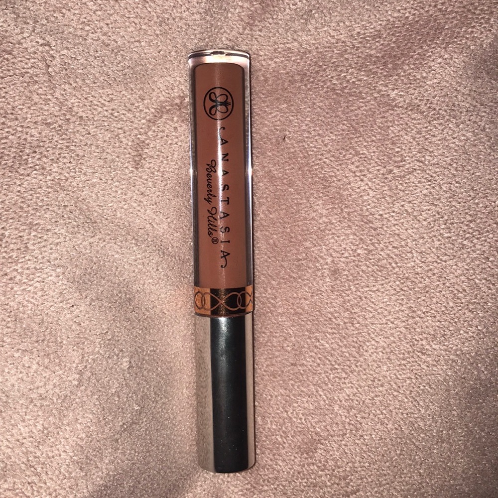 Anastasia matte lip gloss
